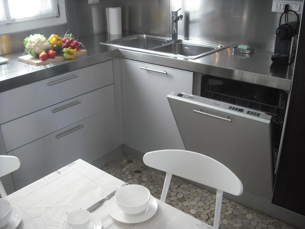Apartment Appartamento Campo Ruga 314 Venice